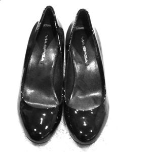 Black Via Spiga wedge shoes